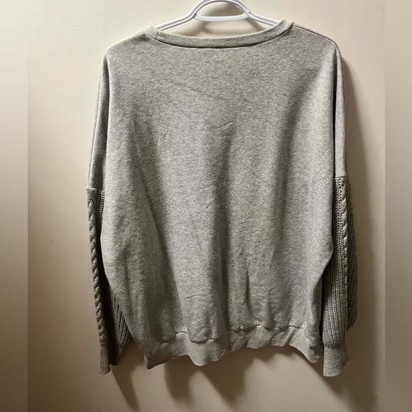 Grey Knit Sleeve sweater - Picture 2 of 2
